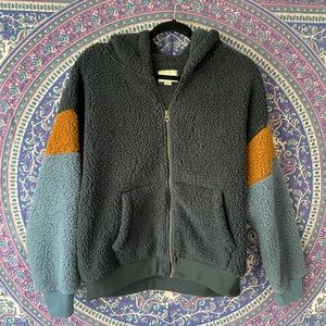 American eagle fluffy jacket